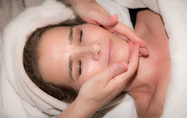 Sleeping Better Sets the Stage for Weight Loss